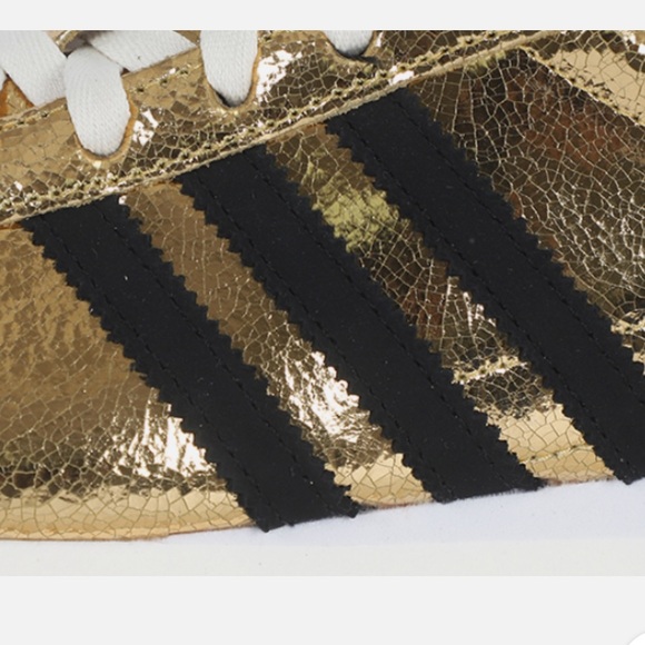 Adidas Gold and Black Country OG Sneakers - Gorgeous - Picture 9 of 13